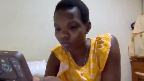 Essy online show from 10-13-25, 06:13