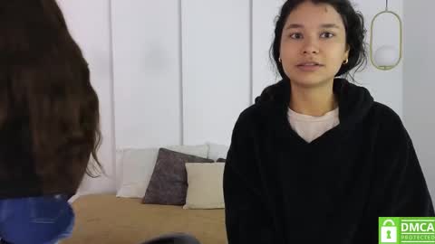 chanell and yina online show from 09-20-25, 01:01