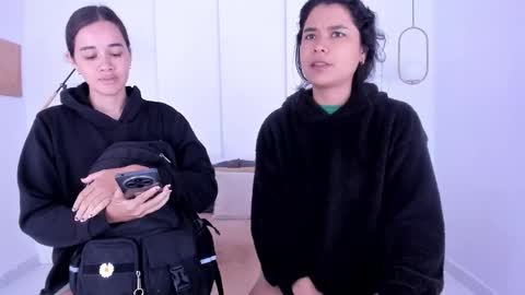 chanell and yina online show from 01-17-26, 01:27