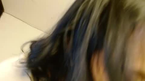 Eva online show from 11-28-25, 03:53