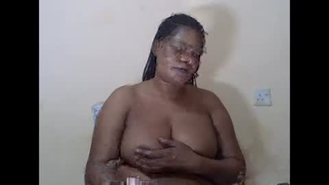 EMILY online show from 03-05-25, 01:42