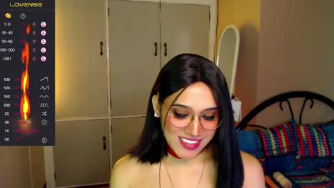 Snapshot of sexydrivekelly chatting on 03-04-25, 03:26 Kelly online show from 03-04-25, 03:26