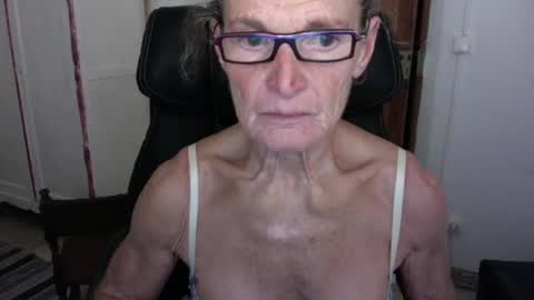 Snapshot of sexyfit58 chatting on 12-05-24, 01:25 SexyFit58 online show from 12-05-24, 01:25