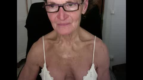 Snapshot of sexyfit58 chatting on 12-29-24, 11:08 SexyFit58 online show from 12-29-24, 11:08