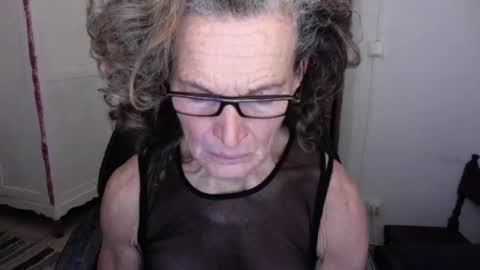 Snapshot of sexyfit58 chatting on 01-19-25, 02:15 SexyFit58 online show from 01-19-25, 02:15