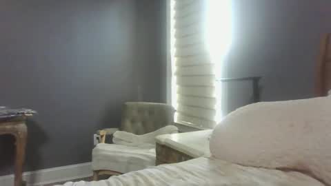 Snapshot of sexyfloridamilf chatting on 09-16-25, 02:40 LisaisLuscious online show from 09-16-25, 02:40