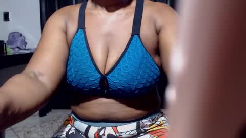 sexyhanny4u online show from 09-12-25, 06:52