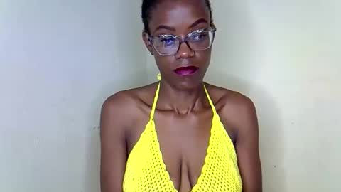 SexyHollyMontana1111 online show from 03-14-26, 07:47