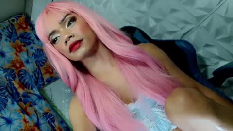 Snapshot of sexyhotbabe18 chatting on 01-12-25, 04:29 sexyhotbabe18 online show from 01-12-25, 04:29