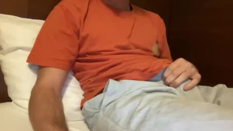 Snapshot of sexyitayes chatting on 11-17-25, 05:30 sexyitayes online show from 11-17-25, 05:30