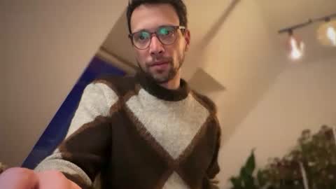 Snapshot of sexyleo8282 chatting on 01-06-26, 04:00 sexyleo8282 online show from 01-06-26, 04:00