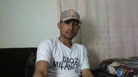 Snapshot of sexyleon69 chatting on 02-23-25, 08:00 Sexy leon online show from 02-23-25, 08:00