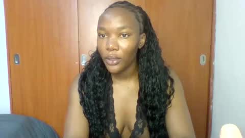 sexylinda134 online show from 10-09-25, 10:57