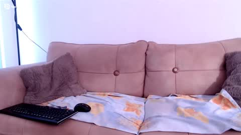 Snapshot of sexymaja77 chatting on 10-19-25, 08:04 David online show from 10-19-25, 08:04