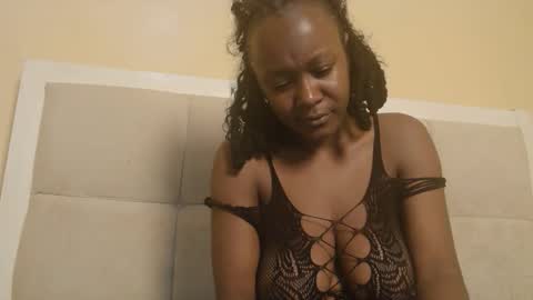 Miss mia online show from 09-26-25, 06:56