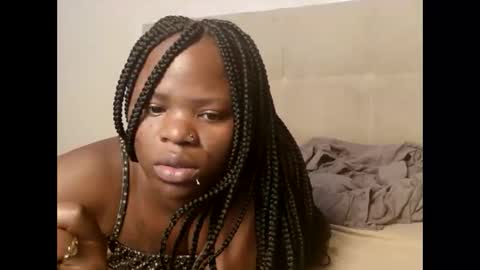 Miss mia online show from 10-06-25, 08:45