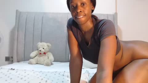 sexymonalisa1 online show from 09-15-25, 05:02