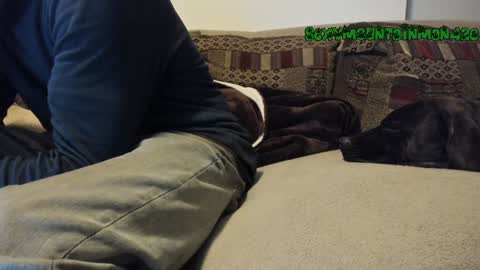 Snapshot of sexymountainman420 chatting on 12-11-24, 04:28 Sexymountainman420 online show from 12-11-24, 04:28