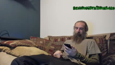 Snapshot of sexymountainman420 chatting on 12-13-24, 06:31 Sexymountainman420 online show from 12-13-24, 06:31