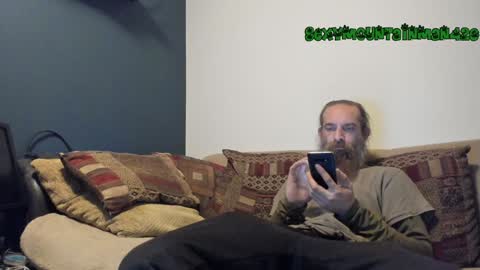 Snapshot of sexymountainman420 chatting on 12-14-24, 03:40 Sexymountainman420 online show from 12-14-24, 03:40