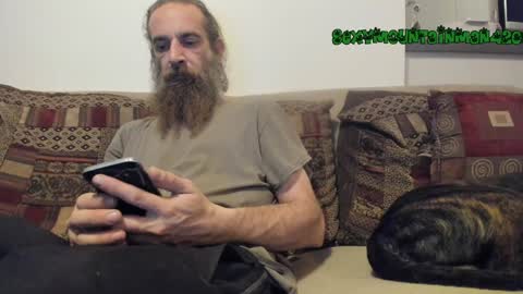 Snapshot of sexymountainman420 chatting on 12-15-24, 05:13 Sexymountainman420 online show from 12-15-24, 05:13
