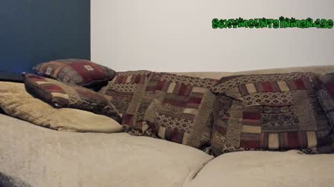 Snapshot of sexymountainman420 chatting on 12-23-24, 07:17 Sexymountainman420 online show from 12-23-24, 07:17