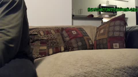 Snapshot of sexymountainman420 chatting on 12-26-24, 04:32 Sexymountainman420 online show from 12-26-24, 04:32