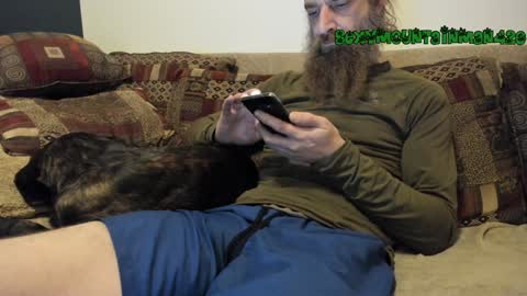 Snapshot of sexymountainman420 chatting on 12-27-24, 12:07 Sexymountainman420 online show from 12-27-24, 12:07