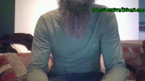 Snapshot of sexymountainman420 chatting on 01-25-25, 08:42 Sexymountainman420 online show from 01-25-25, 08:42