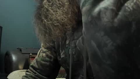 Sexymountainman420 online show from 10-29-25, 05:58