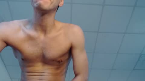 Snapshot of sexymuscle26 chatting on 01-09-25, 07:31 Adrian online show from 01-09-25, 07:31