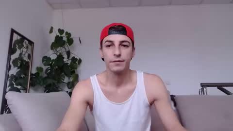 Snapshot of sexymuscle26 chatting on 01-27-25, 07:45 Adrian online show from 01-27-25, 07:45