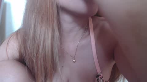 sexymye online show from 02-11-25, 04:44