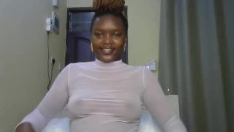 Snapshot of sexypetite_lee chatting on 02-10-25, 05:25 Lee online show from 02-10-25, 05:25