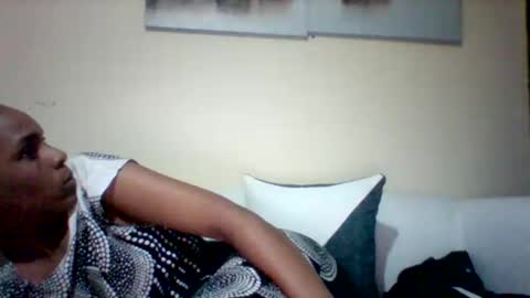 DOVY ACHIENG online show from 10-14-25, 12:55