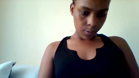 DOVY ACHIENG online show from 10-16-25, 11:11