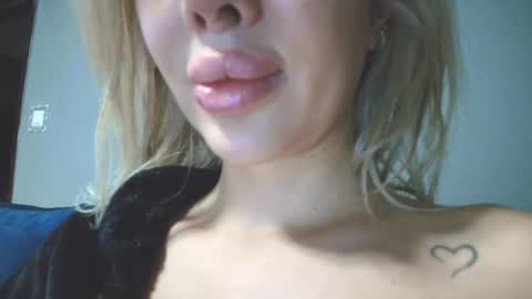 SexyQueenNina online show from 02-22-26, 06:39
