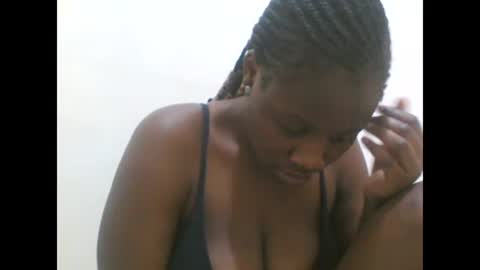 sexyrhany20 online show from 11-26-25, 09:05