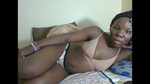 Snapshot of sexysally2 chatting on 12-29-24, 11:29 SARAH online show from 12-29-24, 11:29