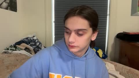 Snapshot of sexyshayla_twink chatting on 01-06-26, 08:01 sexyshayla_twink online show from 01-06-26, 08:01