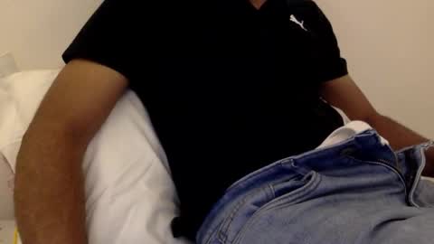 Snapshot of sexyshubham1 chatting on 10-27-25, 05:50 sexyshubham1 online show from 10-27-25, 05:50