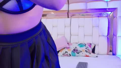 Kendall online show from 02-24-26, 12:25