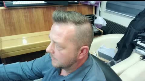 Snapshot of sexysteve80 chatting on 09-29-25, 09:19 sexysteve80 online show from 09-29-25, 09:19