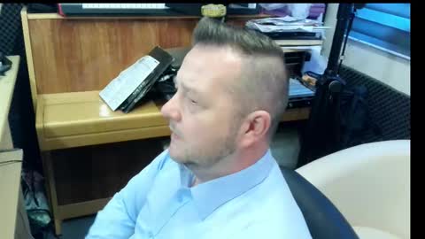 Snapshot of sexysteve80 chatting on 10-21-25, 11:00 sexysteve80 online show from 10-21-25, 11:00