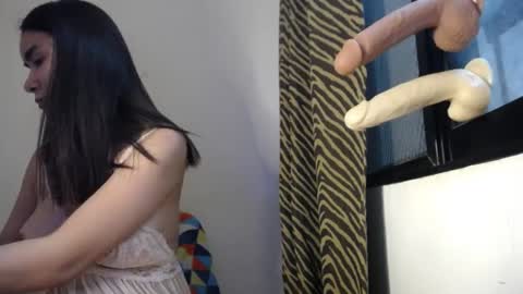 Snapshot of sexysweetyangel chatting on 02-13-25, 05:37 SEXYSWEETYANGEL online show from 02-13-25, 05:37