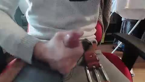 Snapshot of sexyvienna1989 chatting on 10-19-25, 08:59 sexyvienna1989 online show from 10-19-25, 08:59