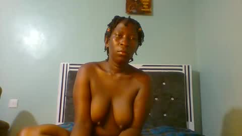 Snapshot of sexyvivy chatting on 01-19-25, 06:53 VIVIAN online show from 01-19-25, 06:53