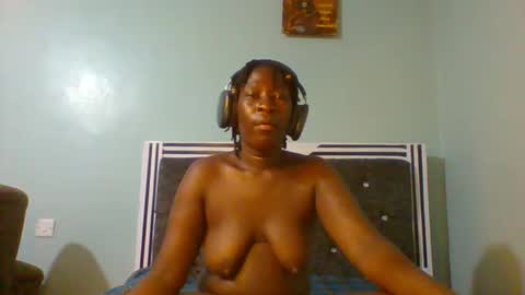 Snapshot of sexyvivy chatting on 01-22-25, 11:56 VIVIAN online show from 01-22-25, 11:56