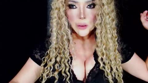 Snapshot of sexywebcamdoll chatting on 09-09-25, 09:25 Audrey Maristela online show from 09-09-25, 09:25