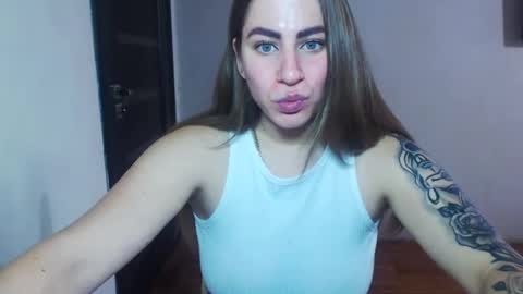 Yuliia online show from 10-18-25, 09:32